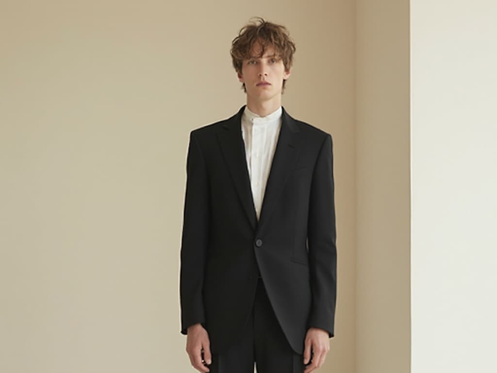Minimalist Fashion Photography example 2